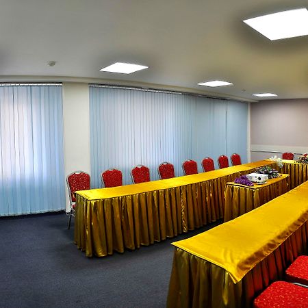 Hotel G Empire Akmola Esterno foto