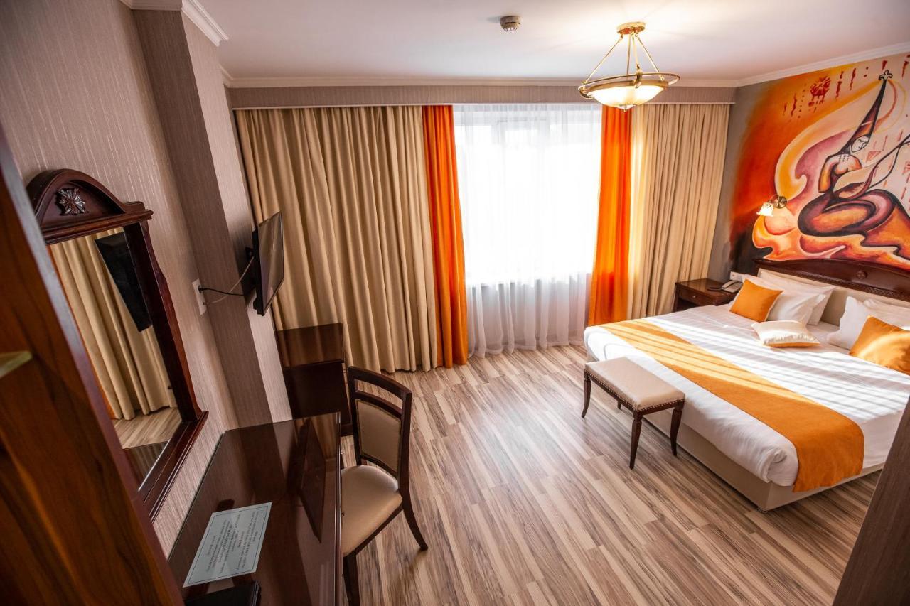 Hotel G Empire Akmola Esterno foto