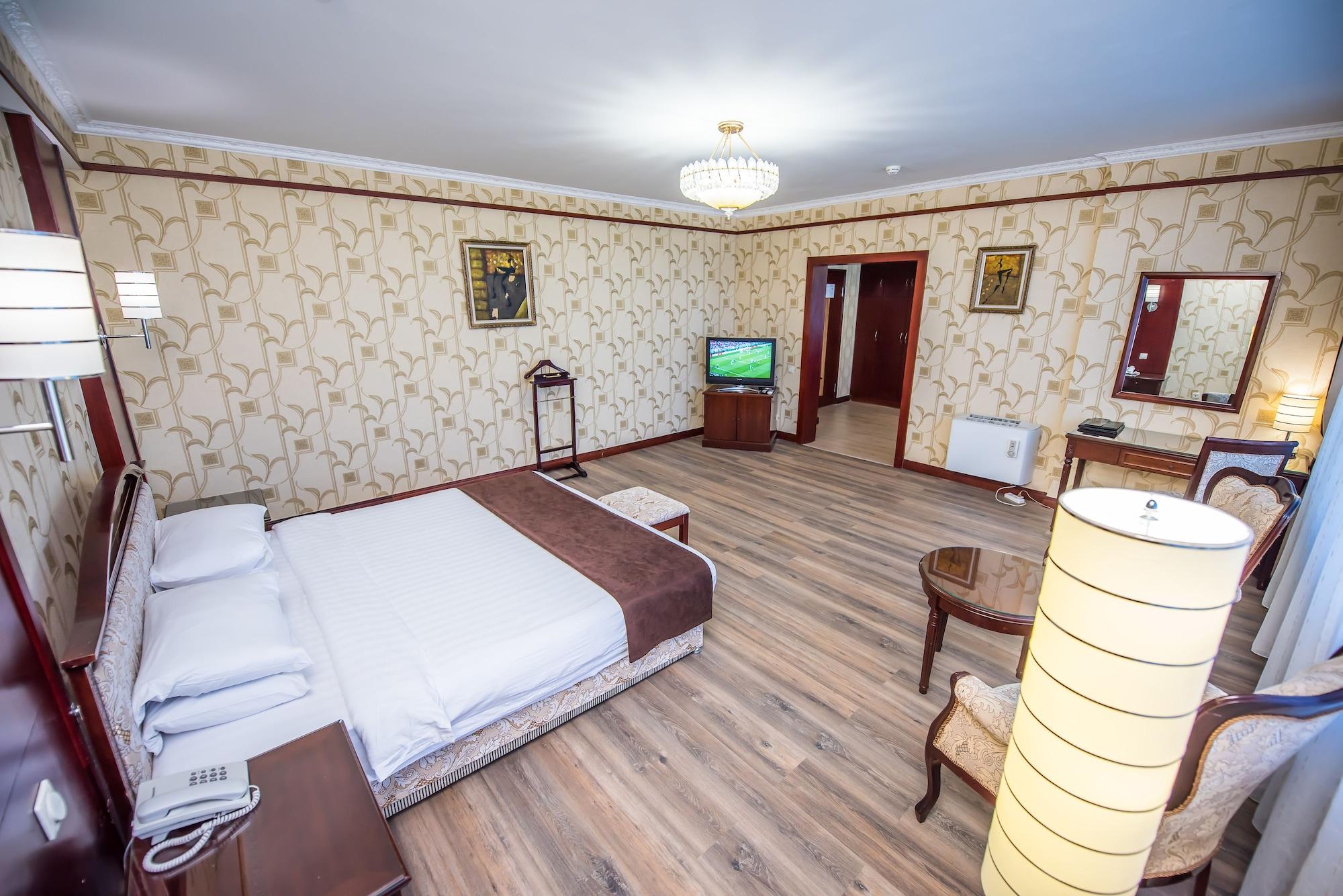 Hotel G Empire Akmola Esterno foto