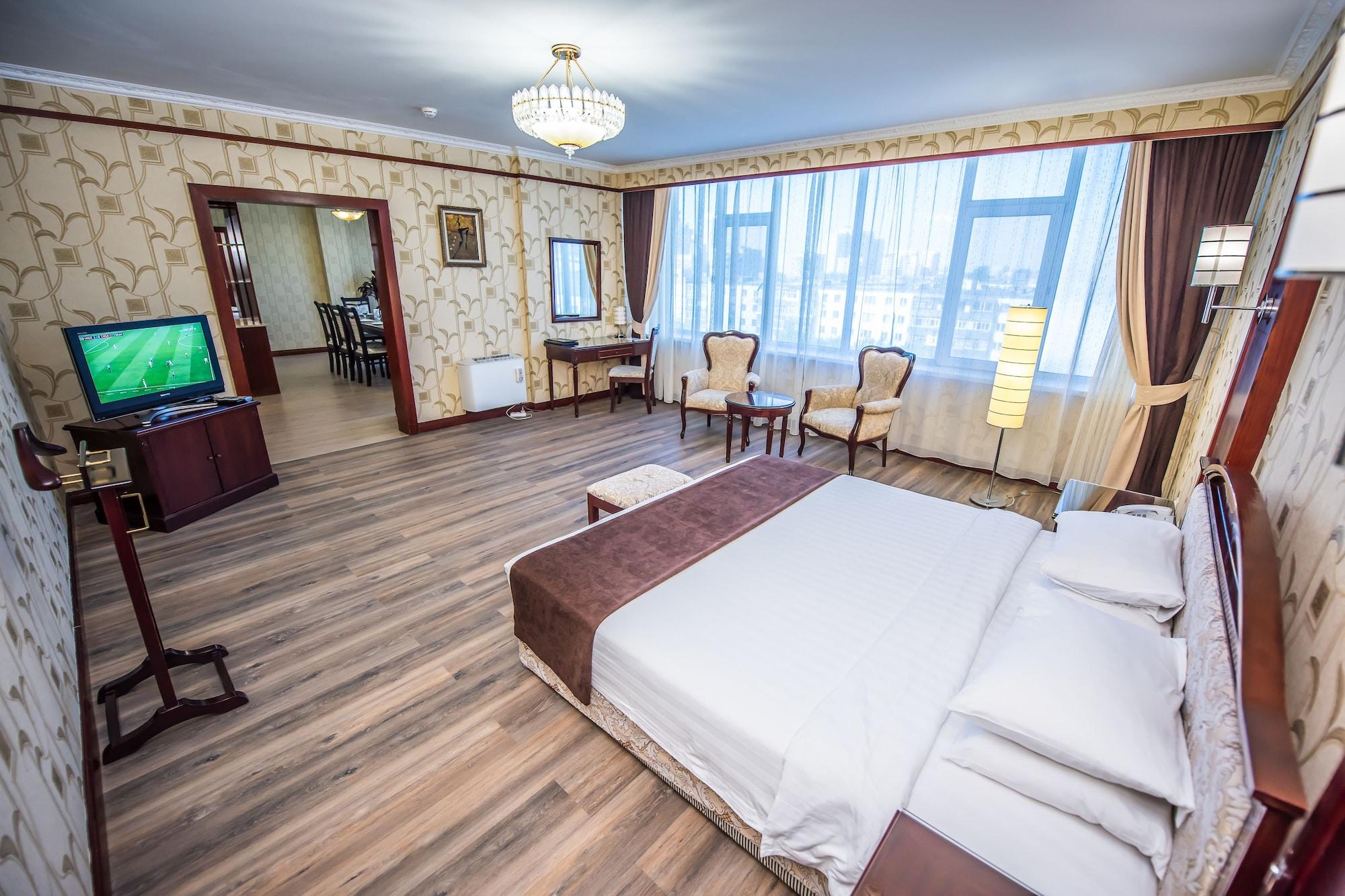 Hotel G Empire Akmola Esterno foto