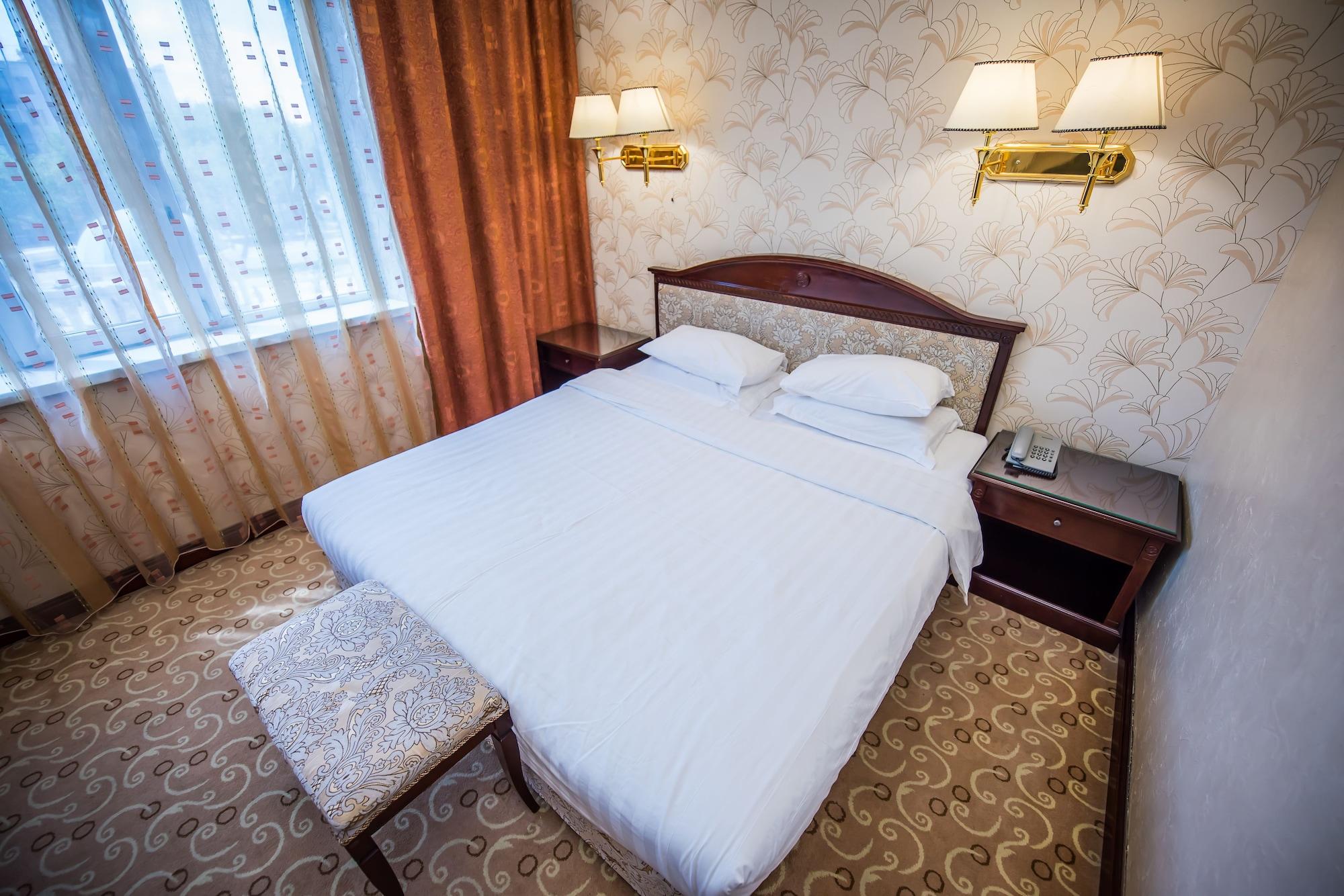 Hotel G Empire Akmola Esterno foto