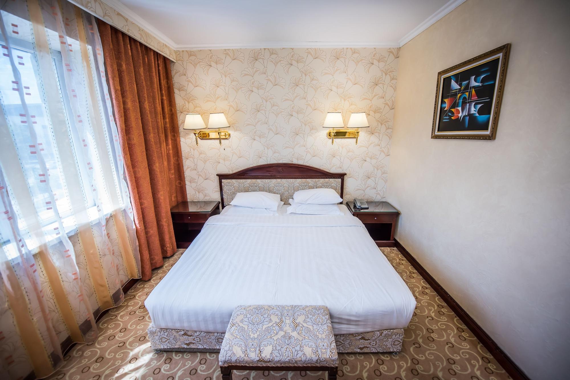 Hotel G Empire Akmola Esterno foto