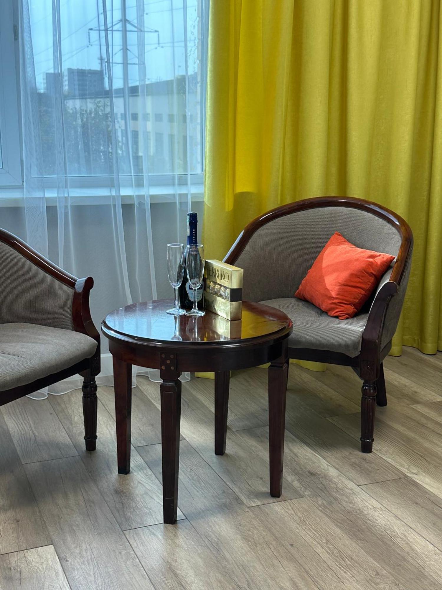 Hotel G Empire Akmola Esterno foto