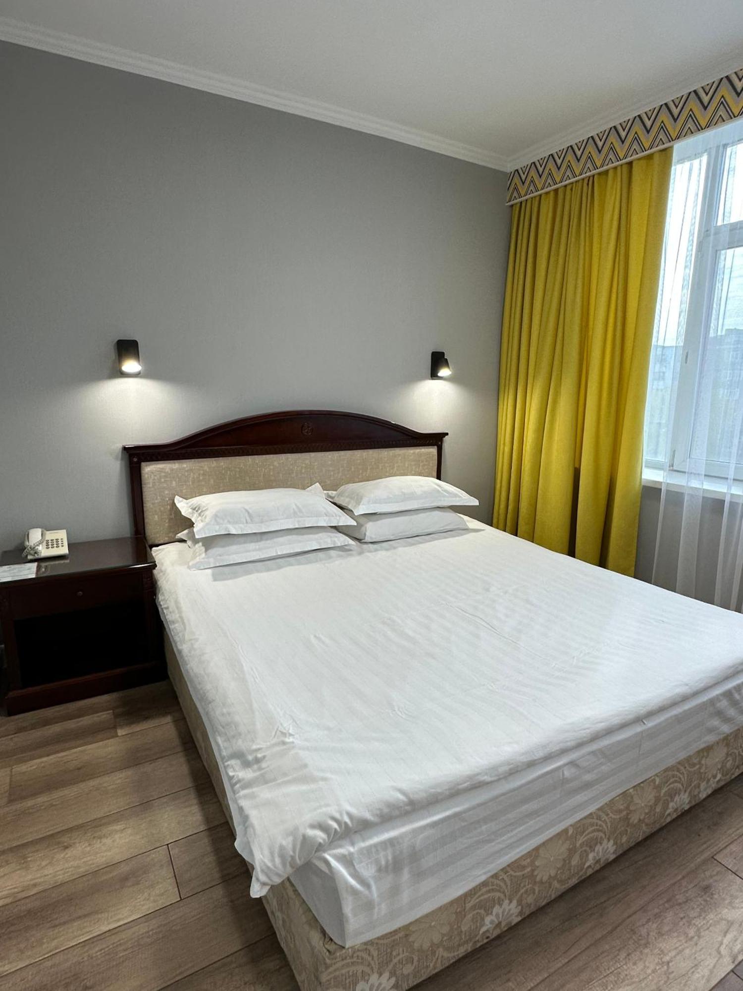 Hotel G Empire Akmola Esterno foto